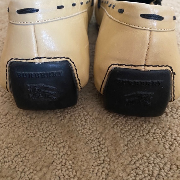 Burberry  size 41 - Picture 3 of 4